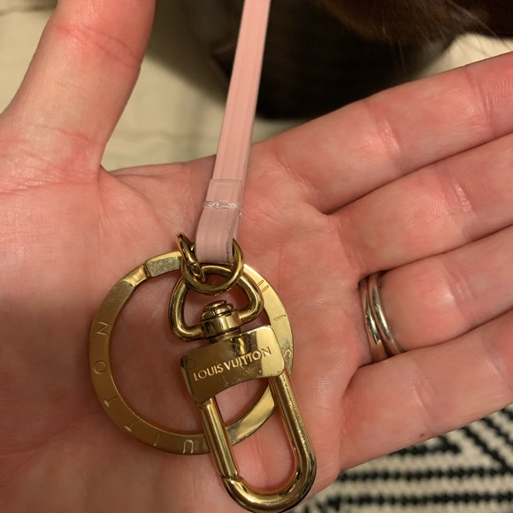 SOLD! 2015 Authentic LV Cassia Handbag Rose Pink - Picture 7 of 8